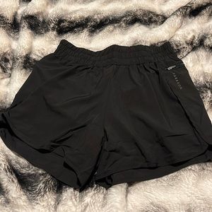 Paragon shorts size medium